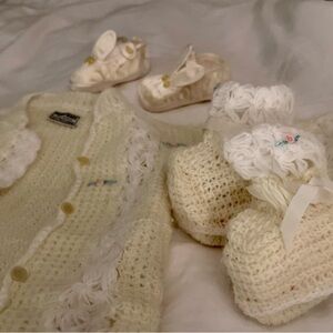Sweet vintage knitted baby bundle!